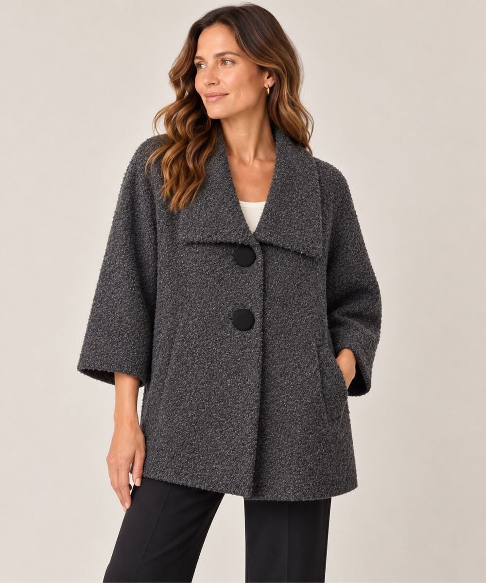 DAMEE Fuzzy Coat Size Large Gray Velvet Buttons Boxy Lagenlook Women’s Artsy